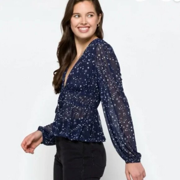 Madison & Berkeley Navy Star Mesh Top XL Long Sleeve Smocked Waist NWT - Picture 5 of 10